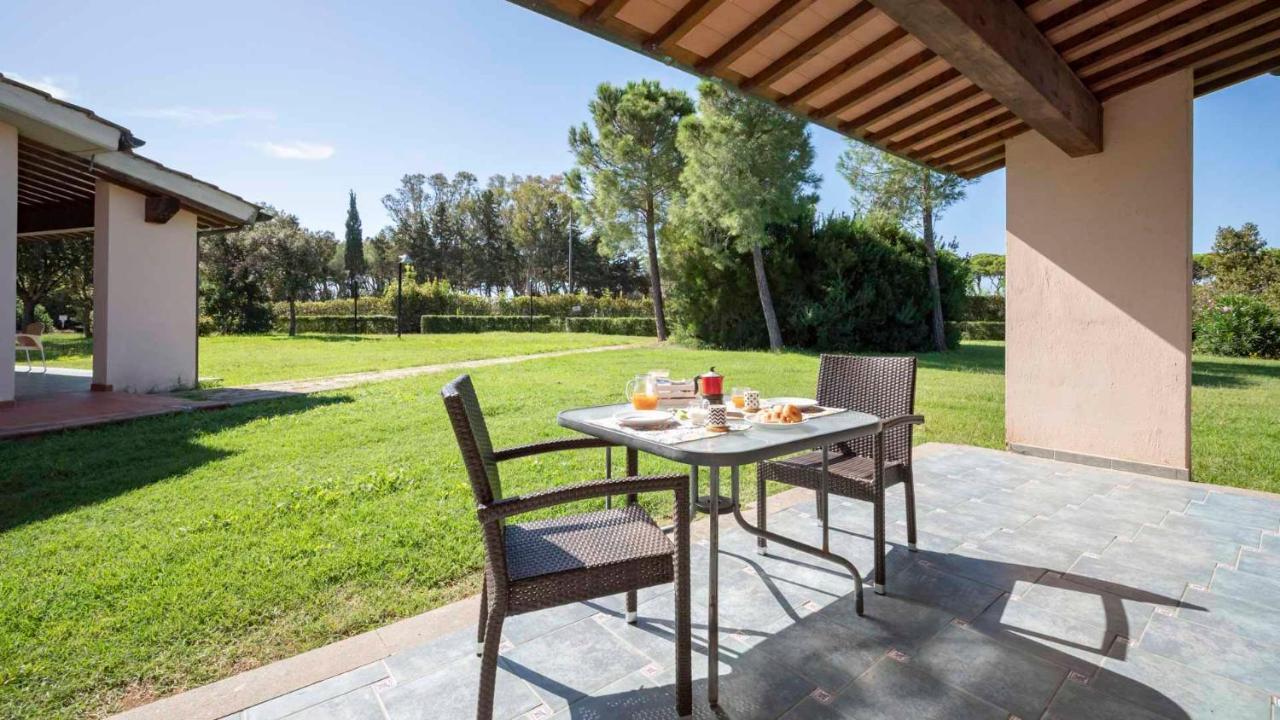 Villaggio Il Girasole Фоллоника Экстерьер фото