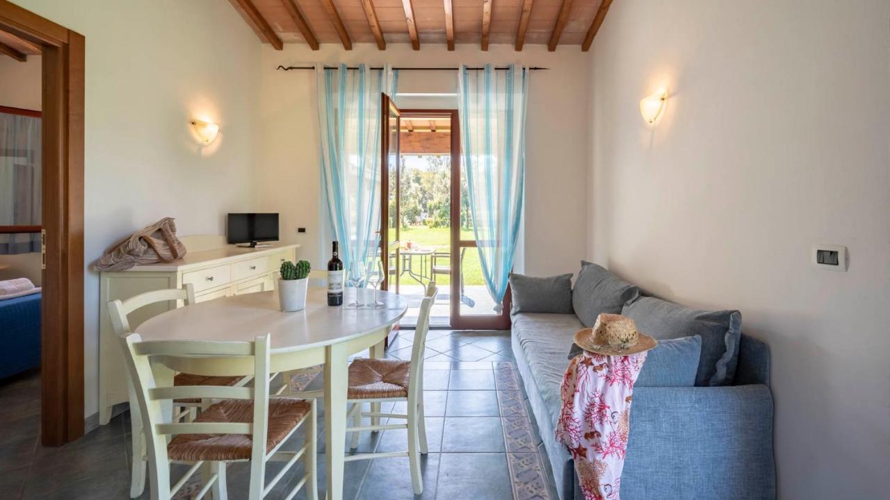 Villaggio Il Girasole Фоллоника Экстерьер фото