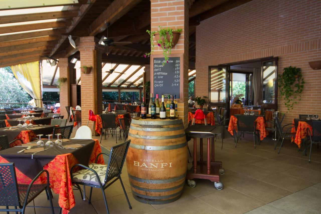 Villaggio Il Girasole Фоллоника Экстерьер фото